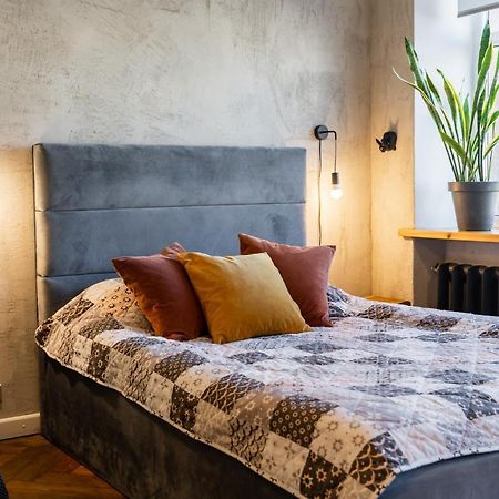 Baltic Design Apartments With Free Parking And Self Check In Riga Esterno foto