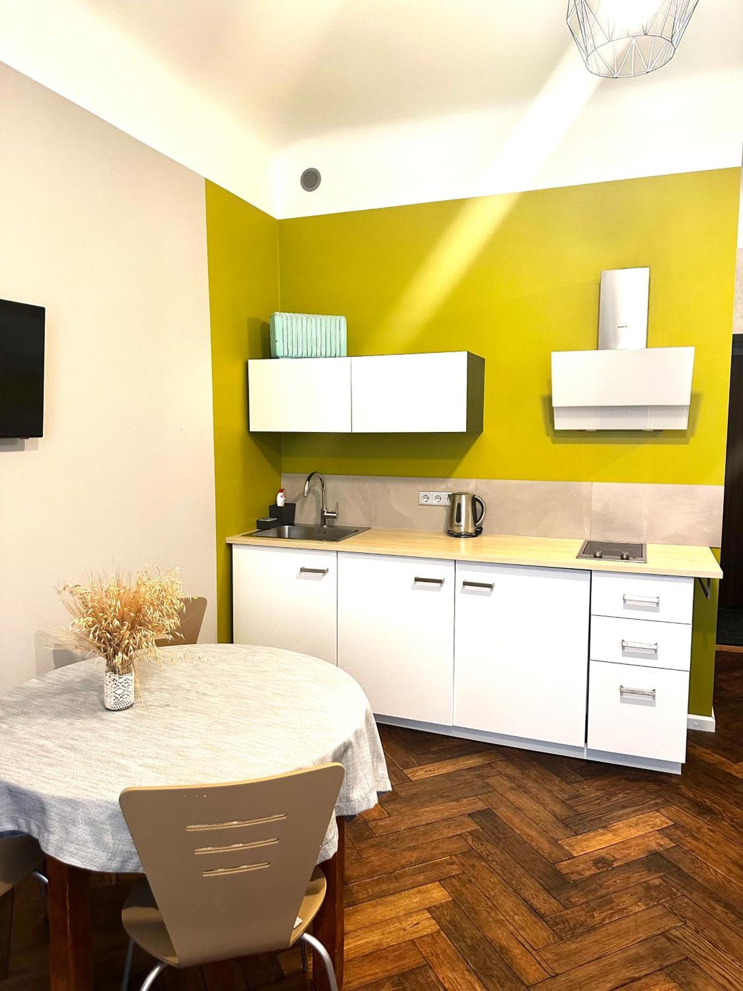 Baltic Design Apartments With Free Parking And Self Check In Riga Esterno foto