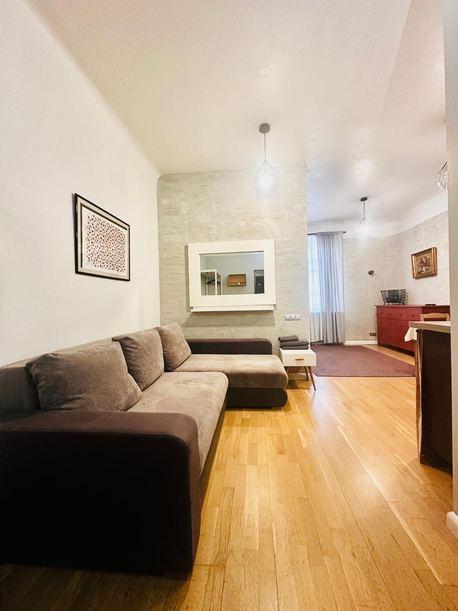 Baltic Design Apartments With Free Parking And Self Check In Riga Esterno foto