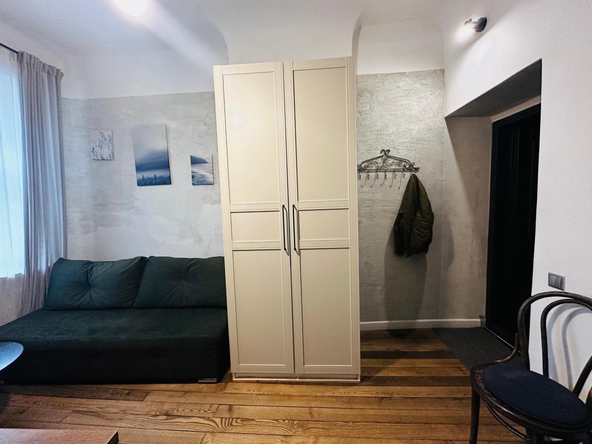 Baltic Design Apartments With Free Parking And Self Check In Riga Esterno foto